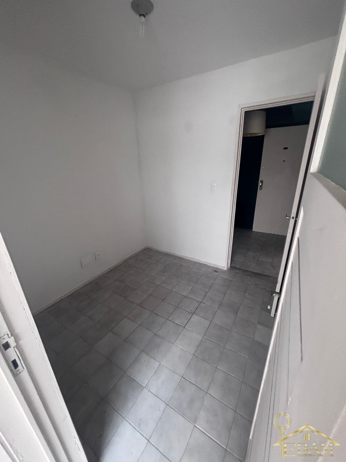 Quarto Reversivel